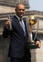 10 Lessons from Dhoni`s Leadership