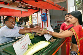 IIM Ahmedabad Topper Sells Vegetables